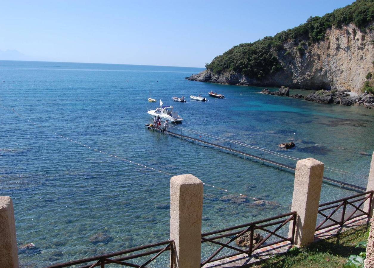 La Francesca Sud Un Villaggio"Glamping" Scario Kültér fotó